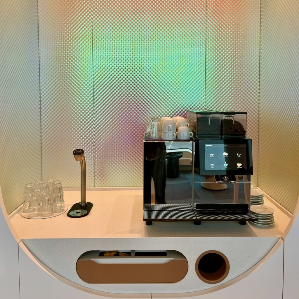 Water tap and self-service coffee machine